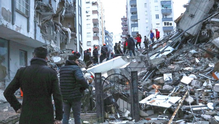 Израиль направит в Турцию спасателей для ликвидации последствий землетрясения