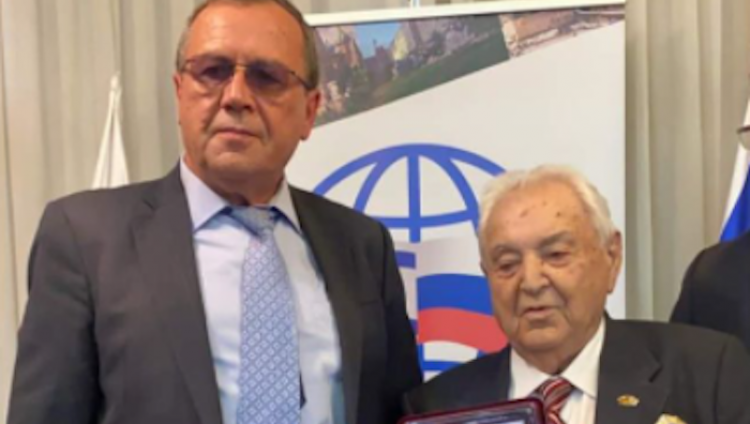Главе союза ветеранов ВОВ в Израиле Абраму Гринзайду вручена медаль «Ценность мира»